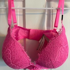 Victoria Secret Brand New Bright Pink Bra 36DD
